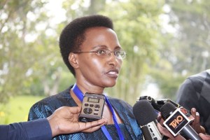 Dr-Joyce-Musabeumuyobozi-wungirije-ushinzwe-integanyanyigisho-mu-kigo-gishinzwe-uburezi-mu-Rwanda-REB