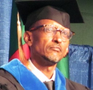 Rwandan-President-Paul-Kagame-receives-honorary-doctorate-William-Penn-University-051212-300x290